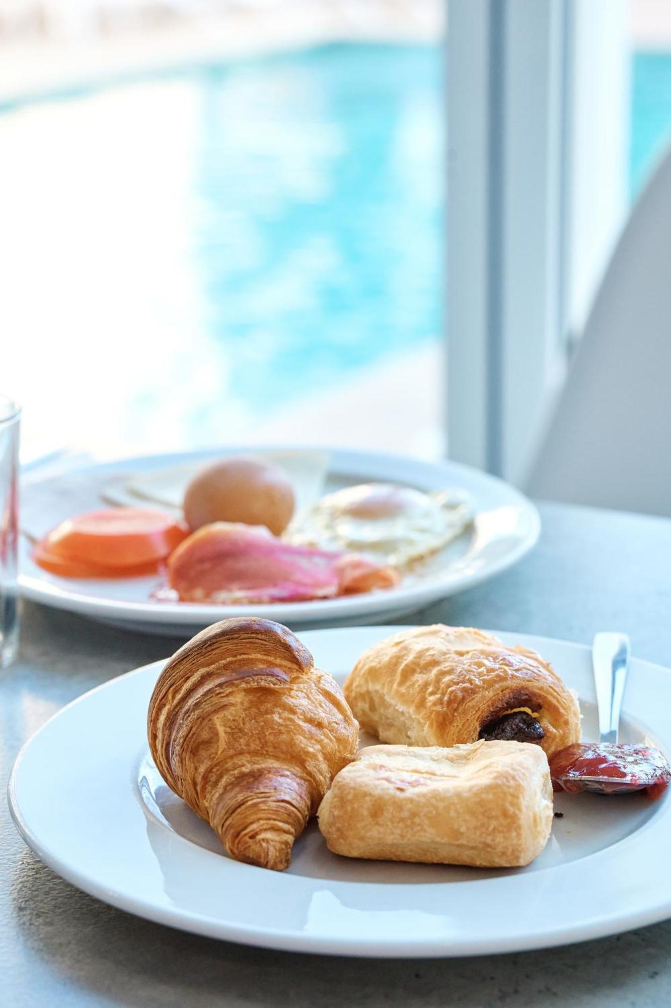 Bluewater Hotel Colonia de Sant Jordi ภายนอก รูปภาพ